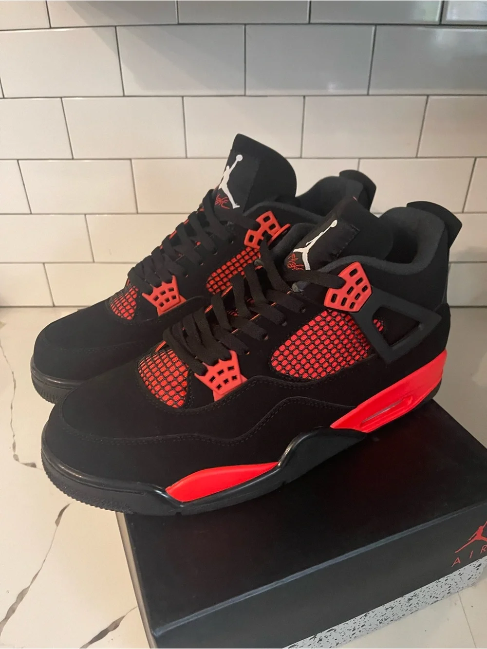 Men’s Retro 4 Red Thunder Size 13.